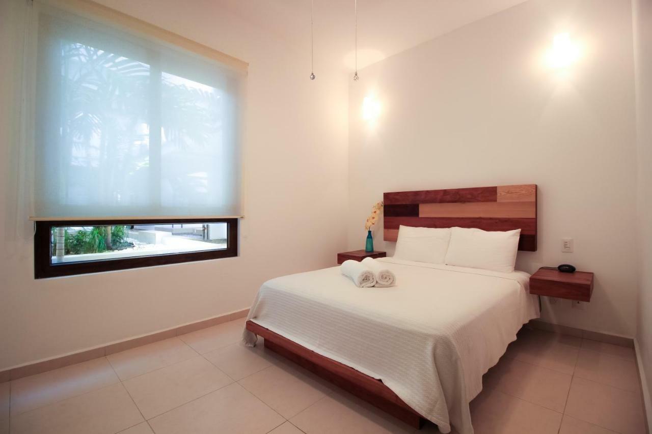 أكومال Apartments In Gated Residential Within Bahia Principe Grounds المظهر الخارجي الصورة