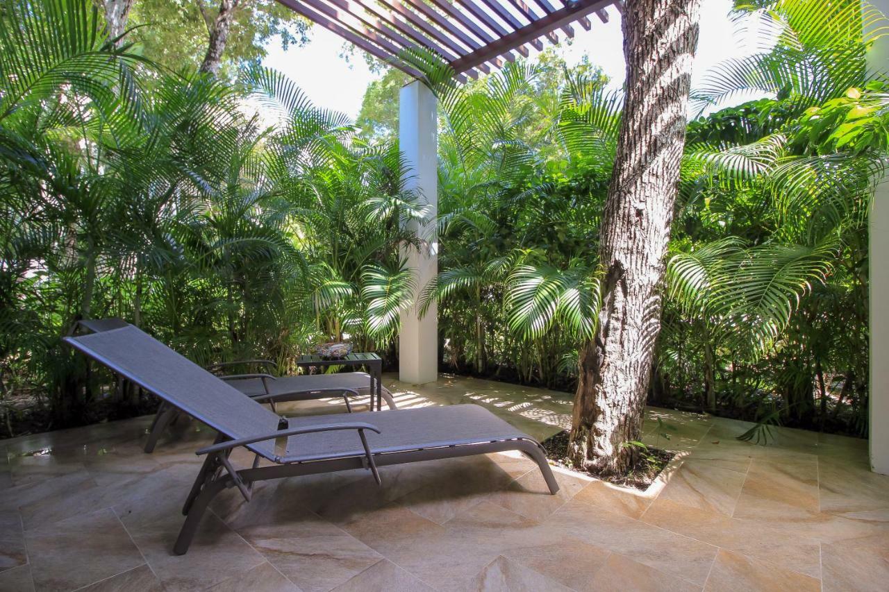 أكومال Apartments In Gated Residential Within Bahia Principe Grounds المظهر الخارجي الصورة