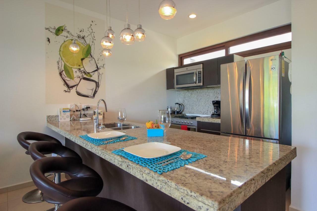 أكومال Apartments In Gated Residential Within Bahia Principe Grounds المظهر الخارجي الصورة