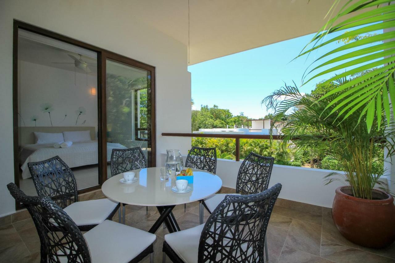 أكومال Apartments In Gated Residential Within Bahia Principe Grounds المظهر الخارجي الصورة